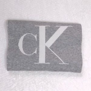 Calvin Klein Cream & Grey Winter Scarf